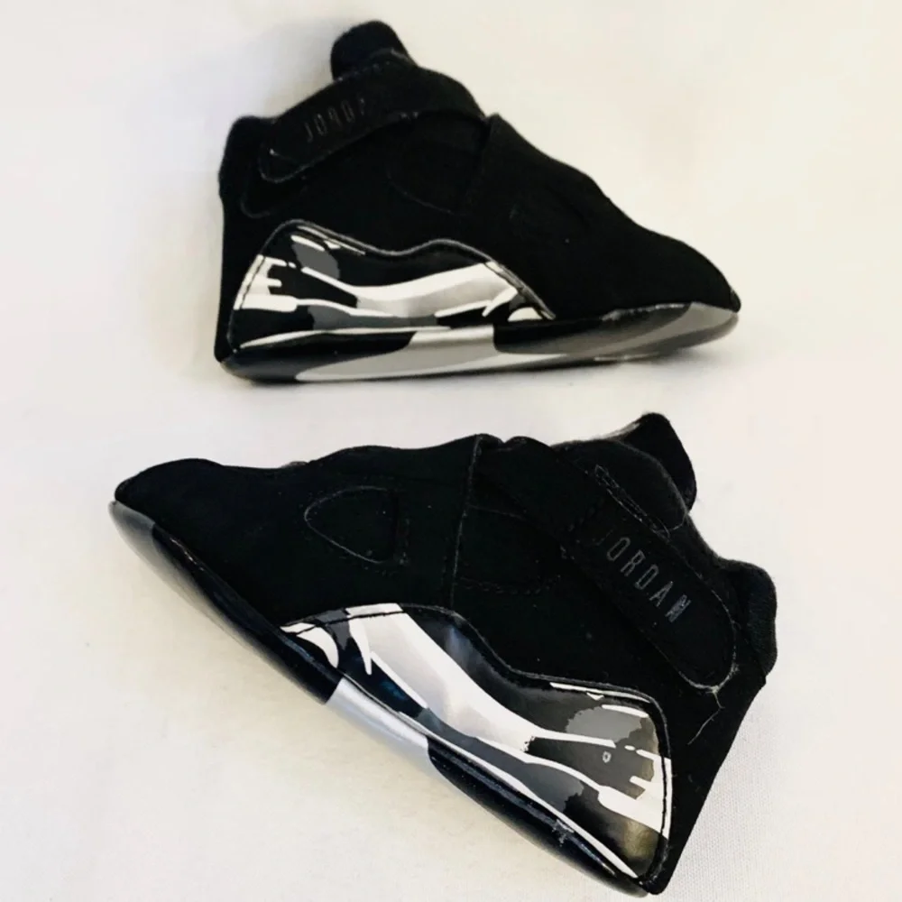 Jordan Black Baby Crib Shoes with Silver Jumpman